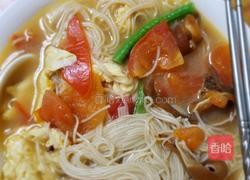 金针菇西红柿蛋面线的做法图解6