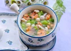 丝瓜虾仁菌菇汤