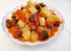 西红柿土豆焖牛腩