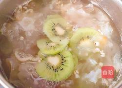 猕猴桃薏米银耳汤的做法图解11