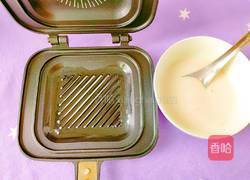 蜂蜜奶香煎饼的做法图解5