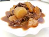 萝卜焖牛腩