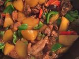 黄焖鸡米饭