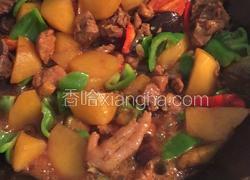 黄焖鸡米饭