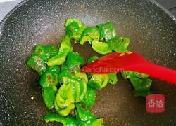 菜椒炒鸡蛋的做法图解9