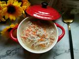 芹菜胡萝卜肉片面线