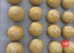 蛋黄酥的做法图解3