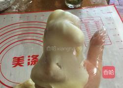 蛋黄酥的做法图解2