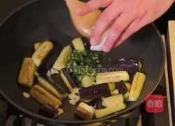 橙香新西兰牛腩配蒜香茄子的做法图解5
