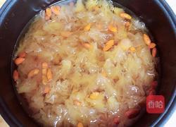 百合桂圆银耳羹（润肺养血）的做法图解6