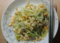 韭黄炒鸡蛋