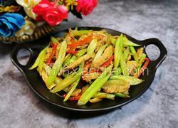 鸡胸肉炒芹菜