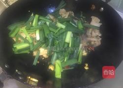 蒜苗回锅肉的做法图解8