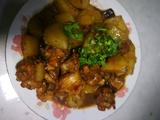 香菇土豆炖鸡翅根(快手菜)