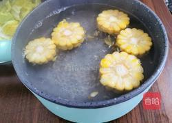 白菜玉米清脂养颜汤的做法图解3