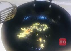 小香菇青椒炒豆干的做法图解4
