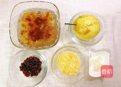养颜润肺汤(蔓越莓桃胶银耳雪梨汤)的做法图解1