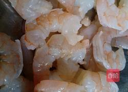 滑蛋虾仁配白灼菜芯的做法图解6