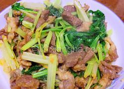 芹菜炒牛肉