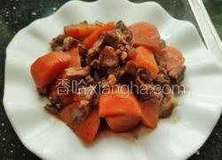 胡萝卜炖牛肉牛腩