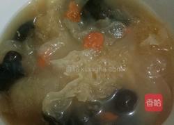 冰糖雪梨银耳红枣枸杞木耳羹的做法图解6
