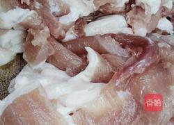 猪肉红薯粉丝水煎饺的做法图解1