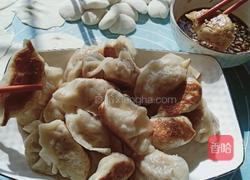 猪肉红薯粉丝水煎饺的做法图解11