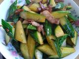 黄花炒肉