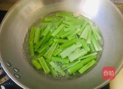 西芹炒小红虾的做法图解2