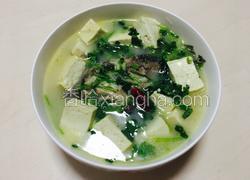 鲫鱼炖豆腐