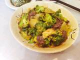 西兰花炒牛肉
