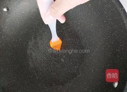 胡萝卜小松饼（8个月宝宝）的做法图解5