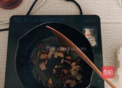 小红兔花饭（蛋炒饭）的做法图解3