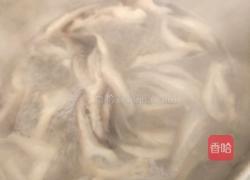 平菇炒肉的做法图解6