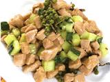 鸡胸肉这么吃肉嫩好吃排湿减肥