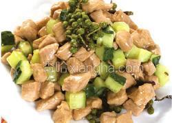鸡胸肉这么吃肉嫩好吃排湿减肥