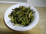 蒜苔炒牛肉