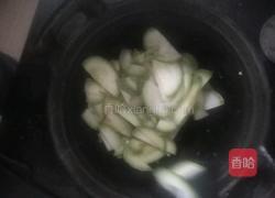 西葫芦炒鸡蛋的做法图解9