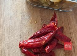 香辣肉末榨菜的做法图解2
