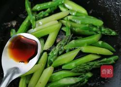 芦笋炒牛肉的做法图解9