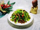 小麦芹炒牛肉