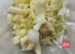 蒜苔炒肉丝的做法图解2