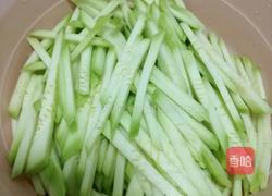 西葫芦炒豆丝的做法图解1