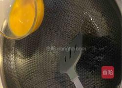 包菜粉丝炒蛋的做法图解2