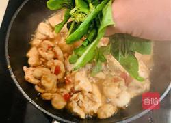 泰式甲抛叶炒鸡肉的做法图解7
