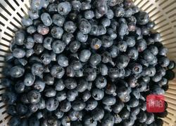 蓝莓酱的做法图解2