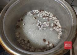 皮蛋瘦肉粥的做法图解6