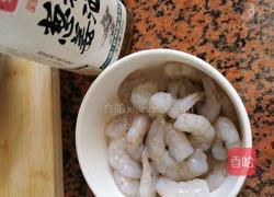 西兰花炒虾仁的做法图解2
