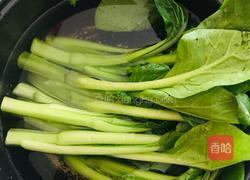 白灼菜心的做法图解1