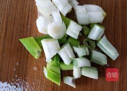 上海青炒豆腐的做法图解1